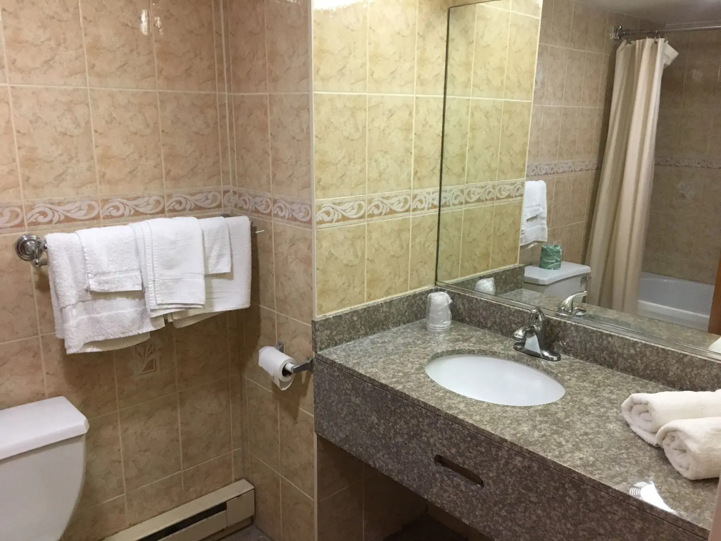 Sea Palace Inn