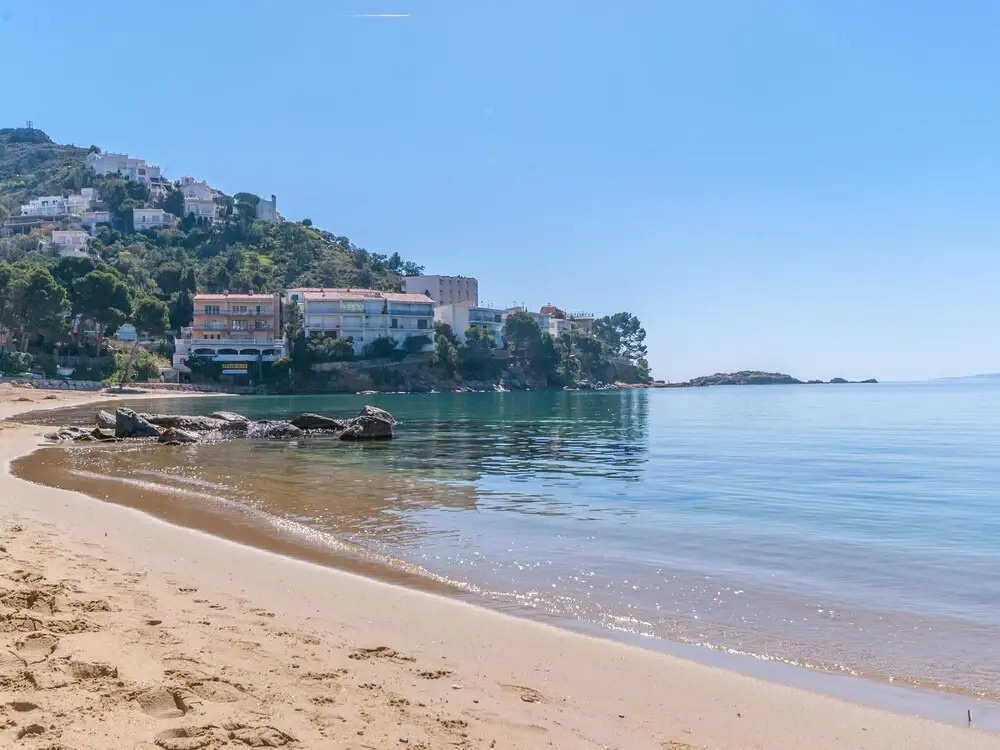 Villa for 4 Persons in Roses With Private Pool Overlooking the Bay of Roses