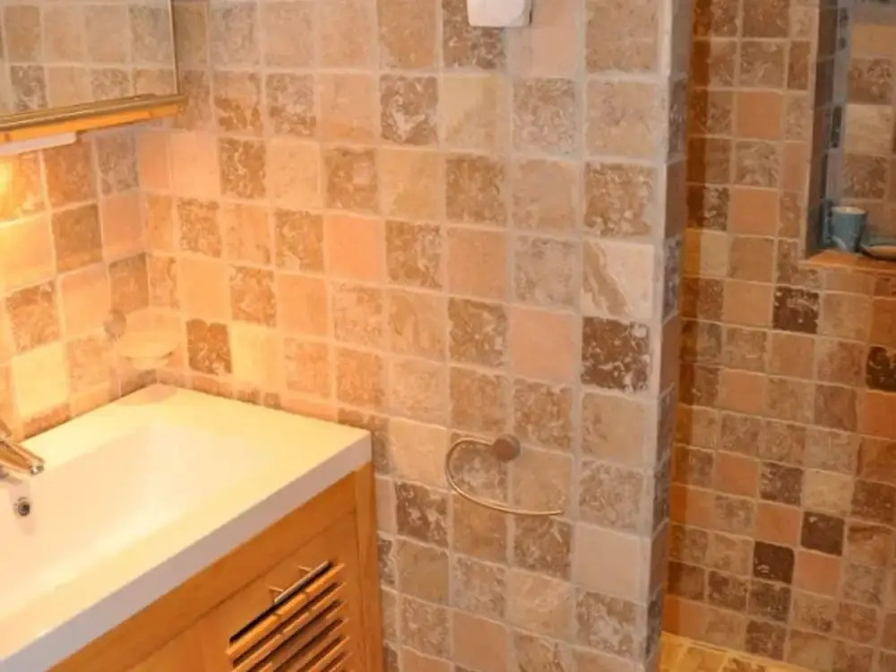 Provencal Holiday Home With Private Pool on 3000 m2 of Garden, in the Middle of the Luberon