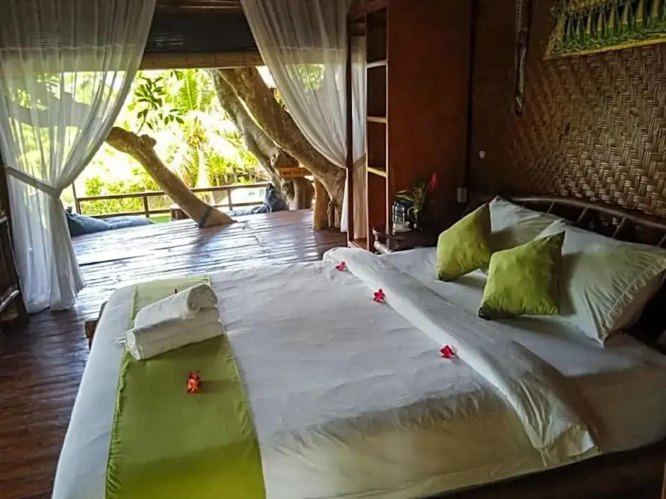 Gading Tree House