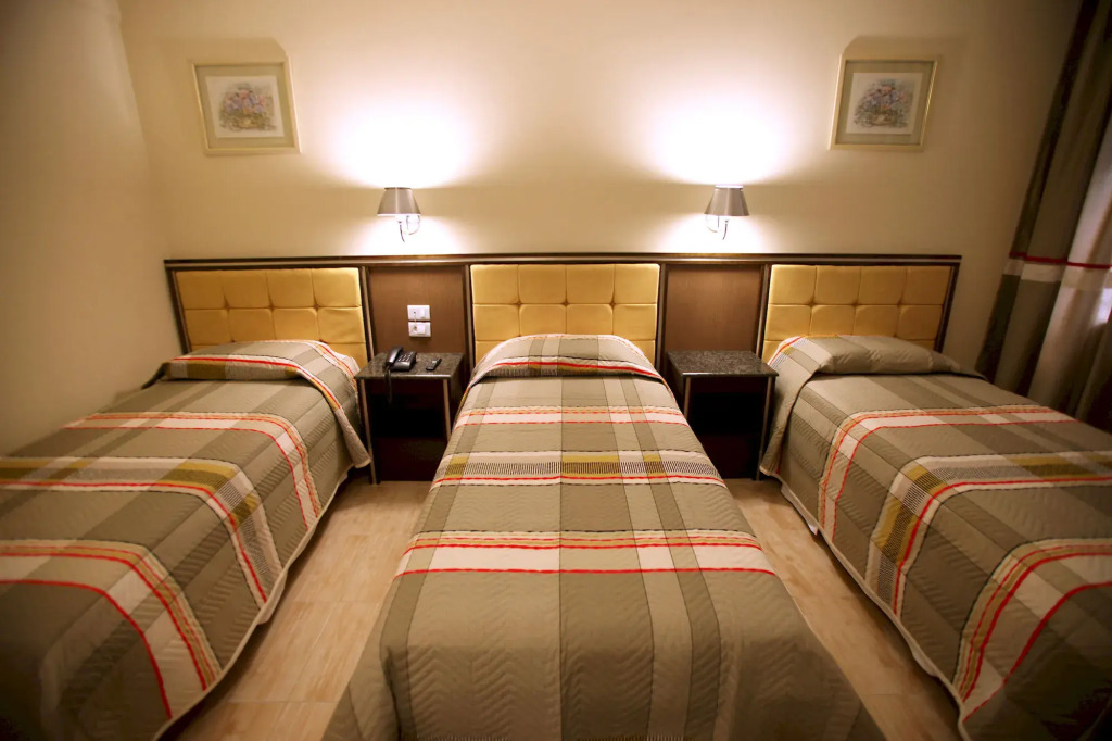 Soneca Plaza Hotel