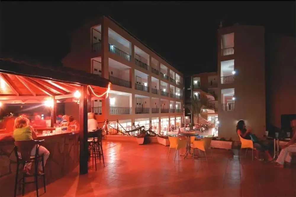 Starberry Hotel