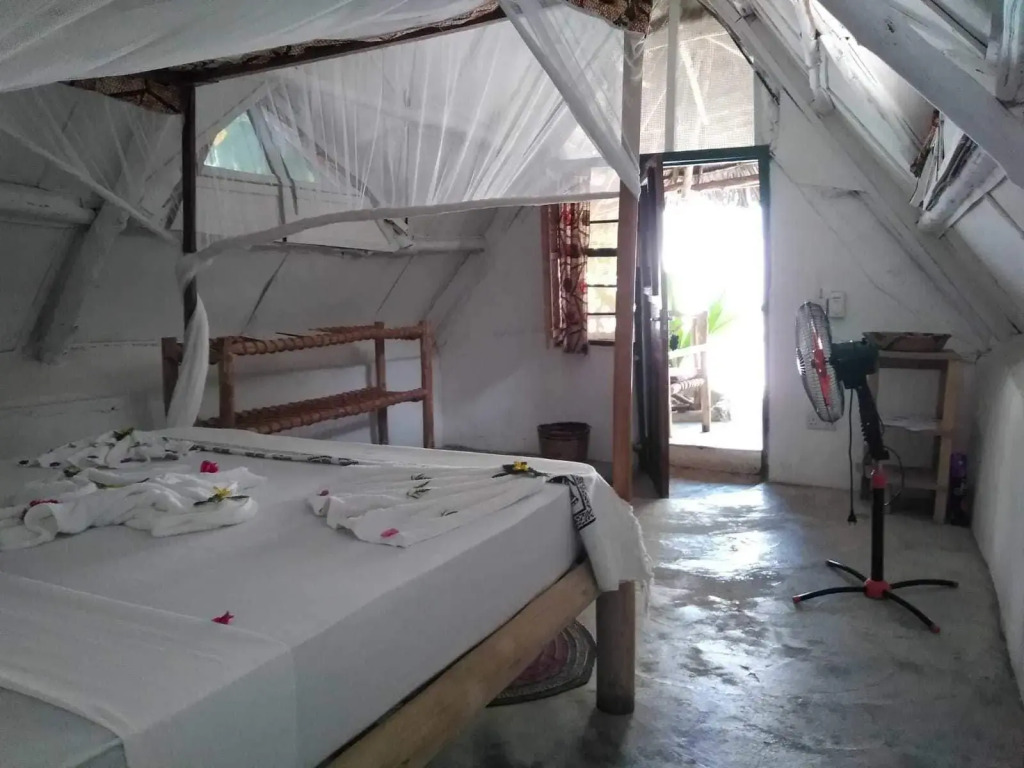 Bahari Beach Bungalows