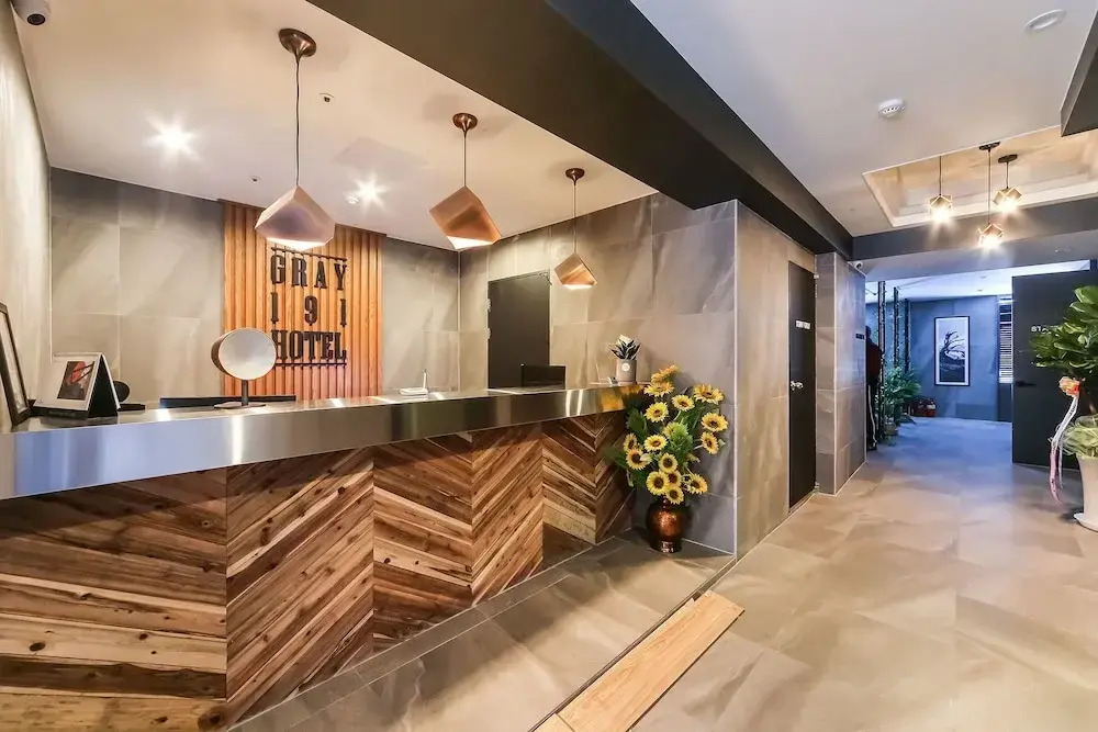 Gray 191 Hotel