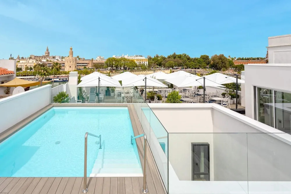 Luxury 1bd Near Torre del Oro Betis V