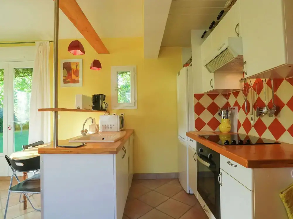 Spacious Holiday Home in Vaison-la-romaine With Garden