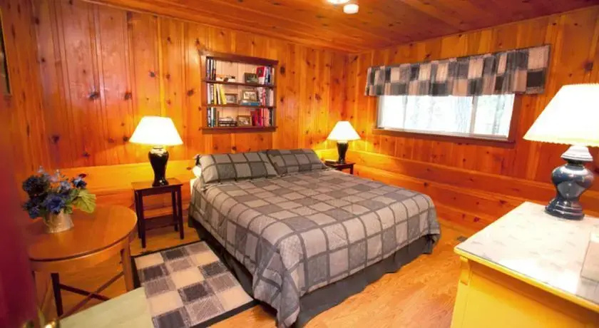 RedAwning Cabin #50R Soots-Me