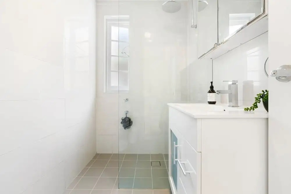 Bondi Breeze Apartment