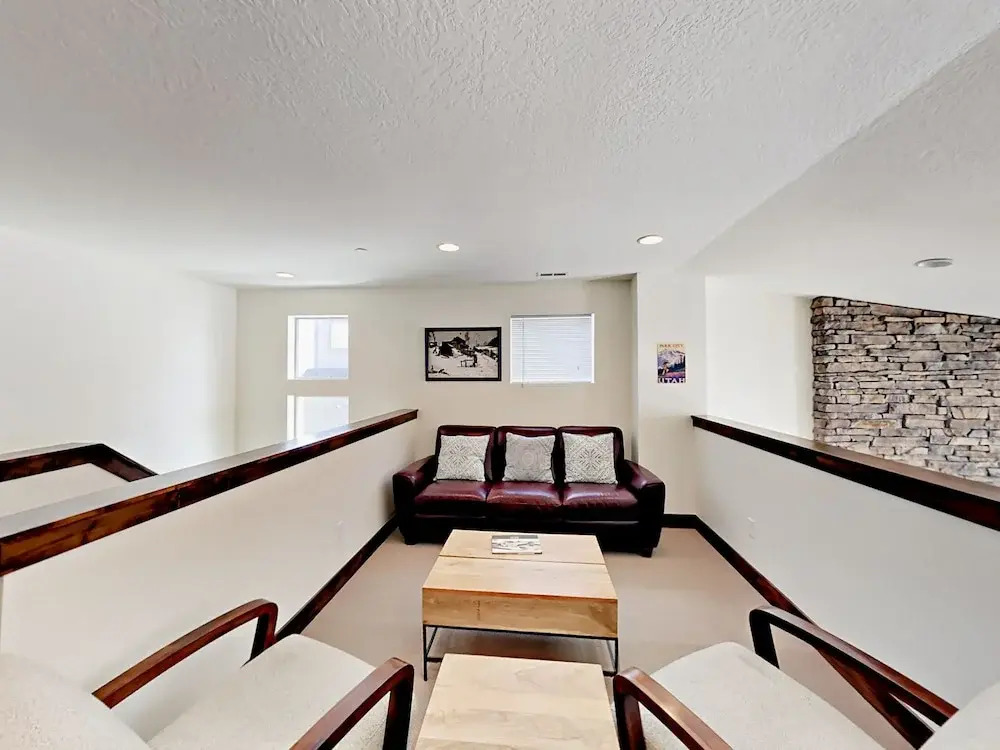 13285 Alexis Drive Townhouse 5 Bedrooms 4.5 Bathrooms Townhouse