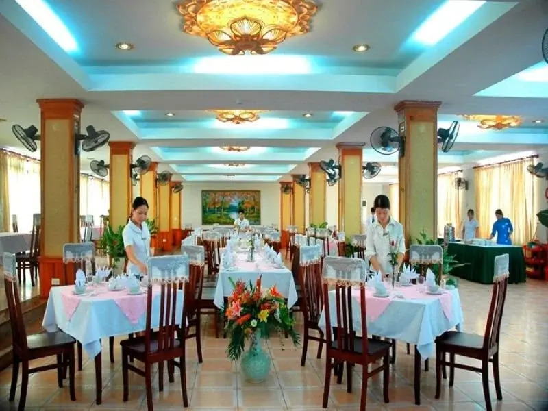 Biệt thự xanh lam