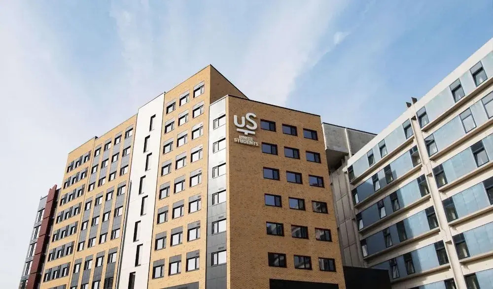Modern Student-Only Ensuite Rooms in Central Portsmouth