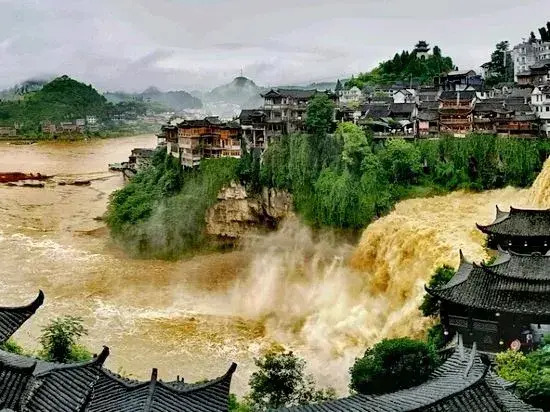 Xiyue·Linjiang Inn