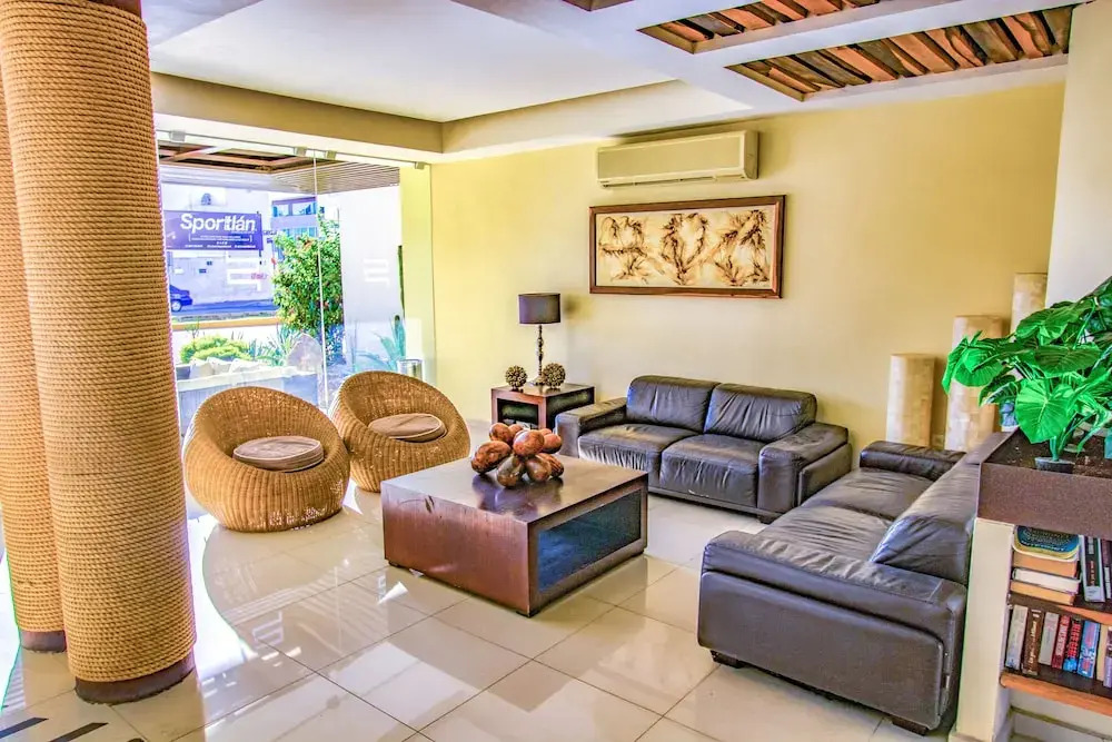 Brandnew Condo 2br Playa Del Carmen by Kvr