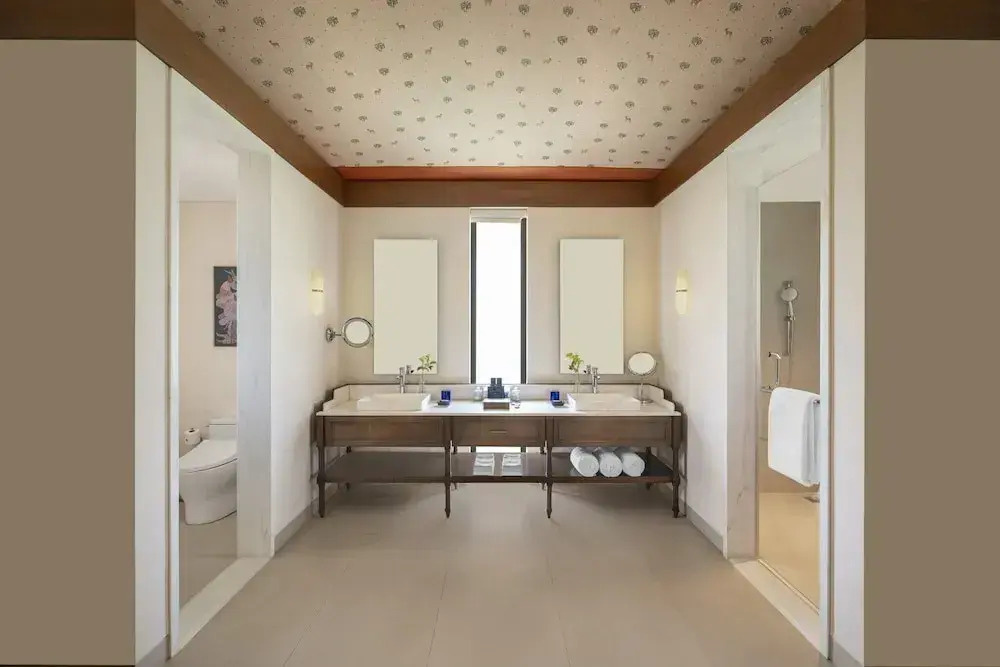 The Oberoi Vindhyavilas Wildlife Resort, Bandhavgarh