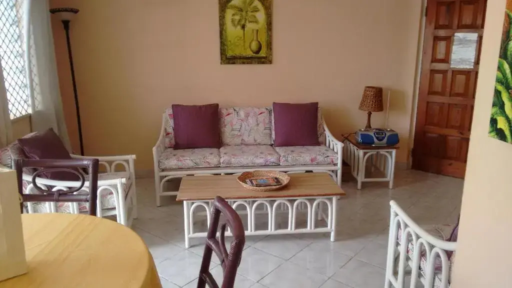 Condominium 220