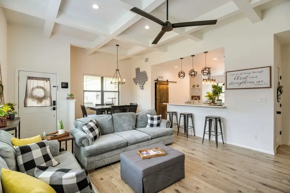 Updated New Braunfels Home w/ Fire Pit!