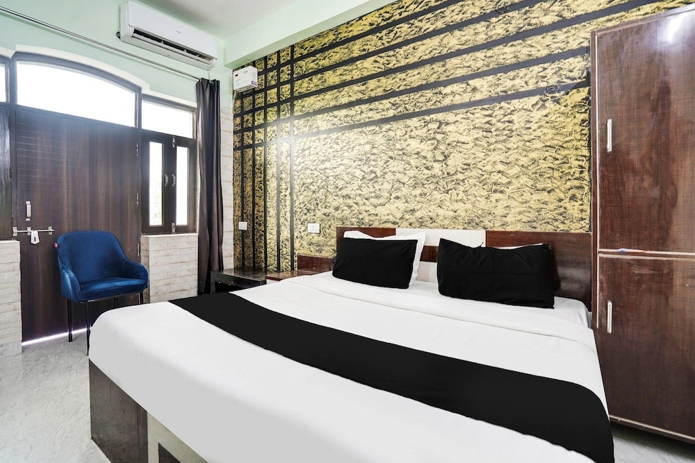 Deluxe Royal Stay Inn