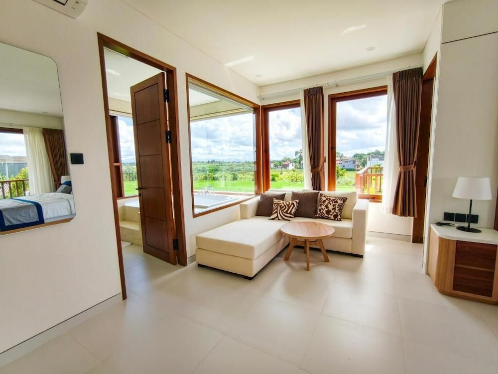 Mountain Sunshine Private Villa