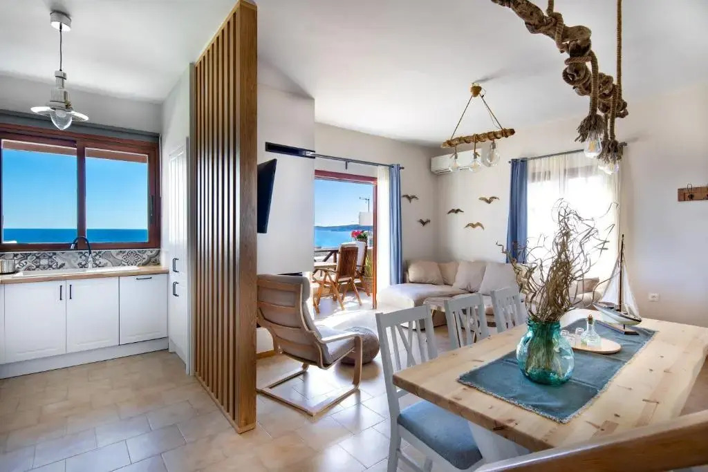 Avra Apartments