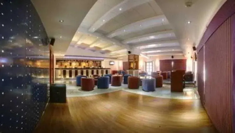 Luminous One Continent Hotel