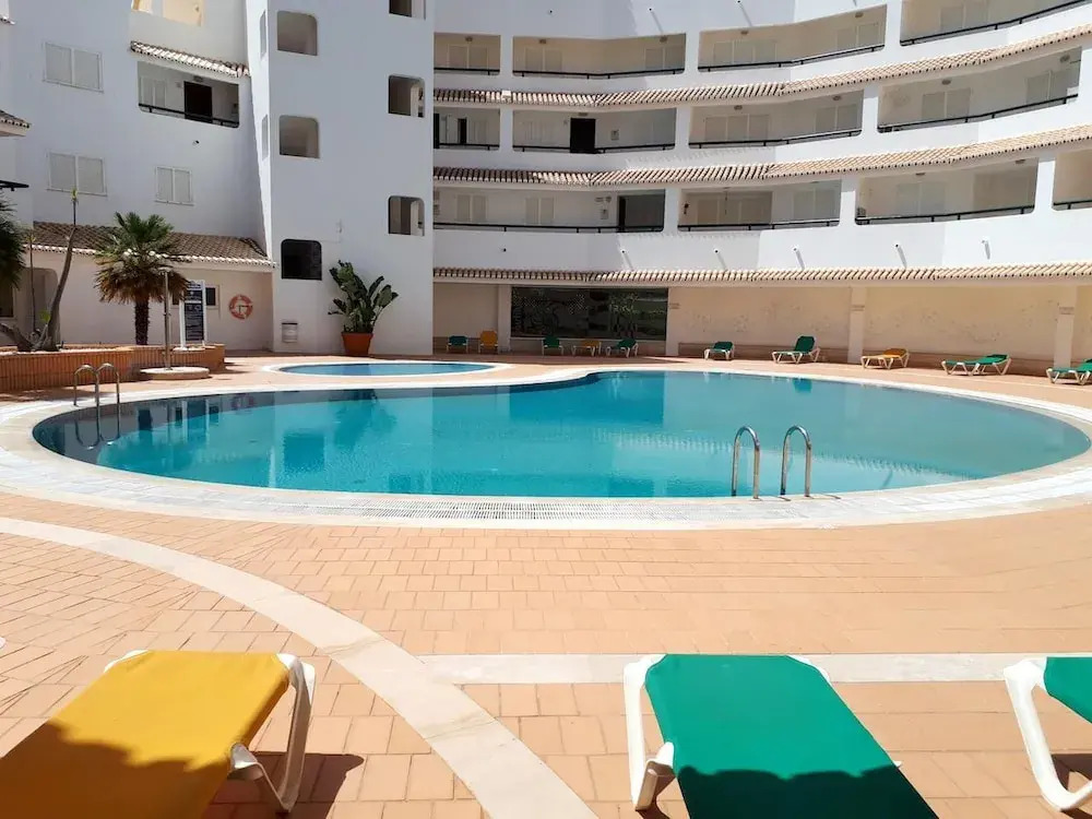Apartment with One Bedroom in Armação de Pêra, with Wonderful Sea View, Shared Pool, Furnished Garden - 100 M From the Beach