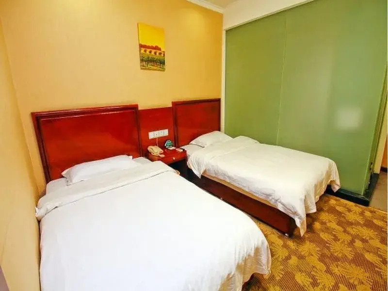 GreenTree Inn Xi’an North Gate Railway Station Express Hotel