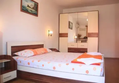 Apolonia 17 Apartments