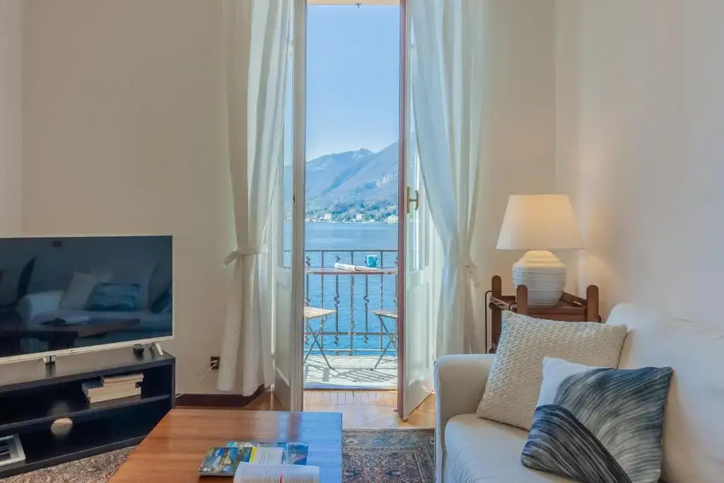 Casa Cavour by Wonderful Italy