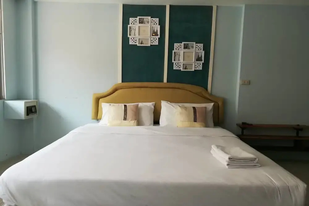 Apple Guesthouse