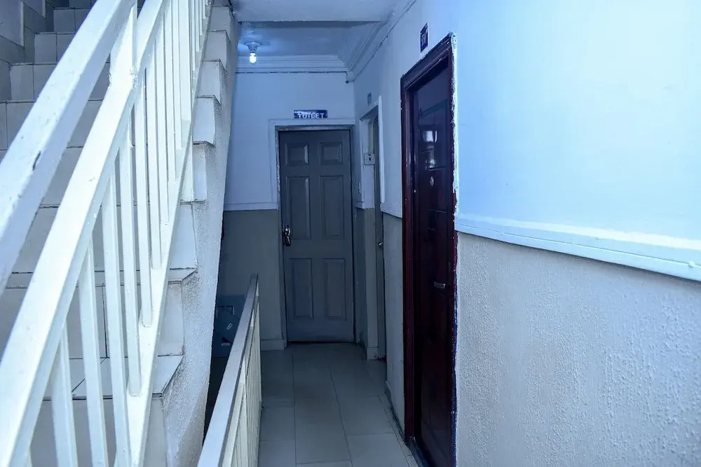 Ashosh Hotel