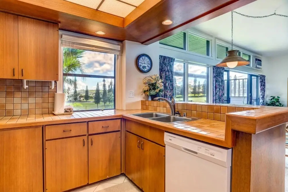 K B M Resorts- Krv-514 Rare Ridge Top 1Bd With Sweeping 180-degree Ocean Views!