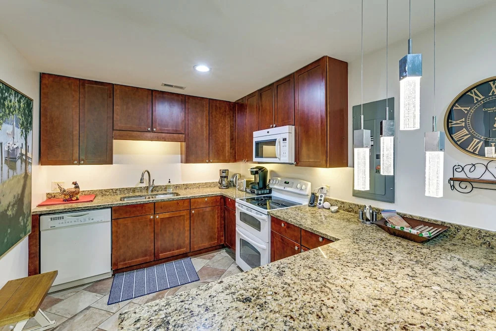 Walk to the Beach: Pet Friendly w/ Fire Pit!