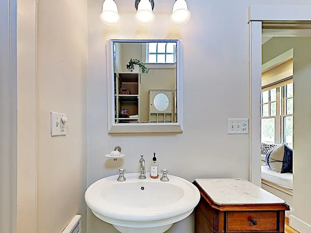 34 Edgartown - 2 Br Home