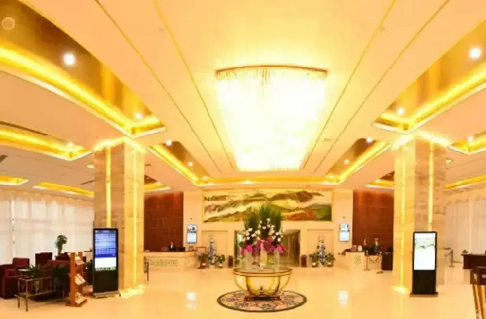 Savile K-Knight Luan Hotel