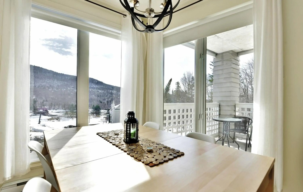 Condo 32 22 Chemin du Hameau by Les Chalets Alpins