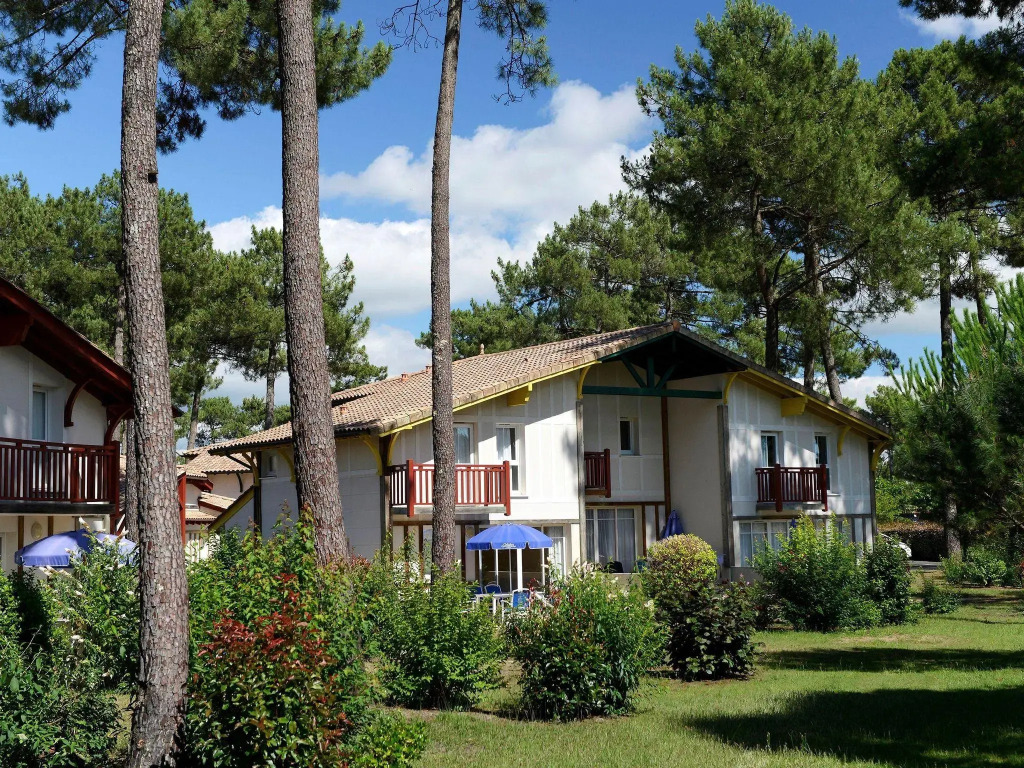 Detached villa with a private pool near Gujan-Mestras