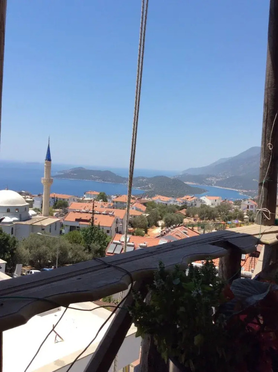 Teras6 Kas