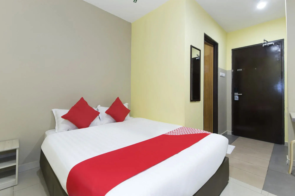 Hotel Raja Bot