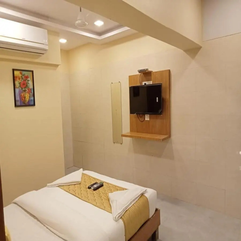 Hotel New Sarah Inn, Andheri West