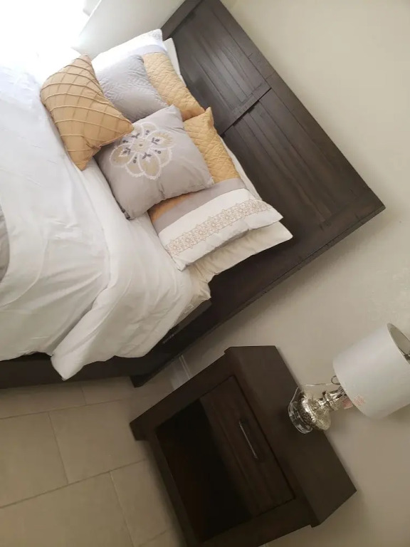 Paradise Breeze Hotel