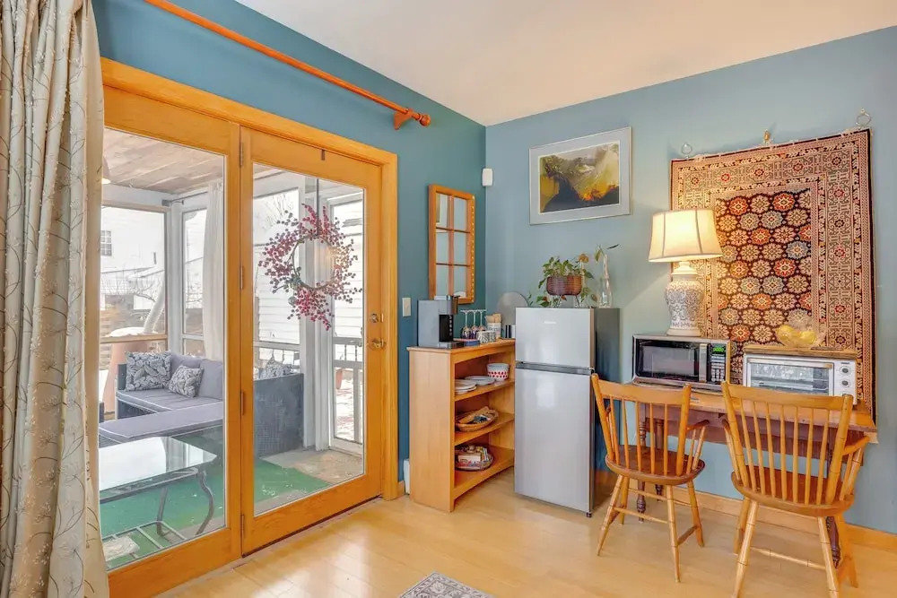2 Mi to Main Street! Cozy Burlington Guest Suite