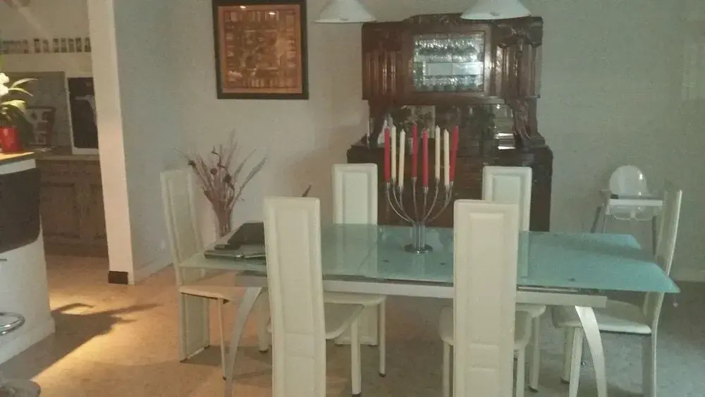 le Mas dHubert