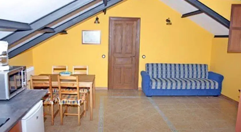Escuelas De Fuentes