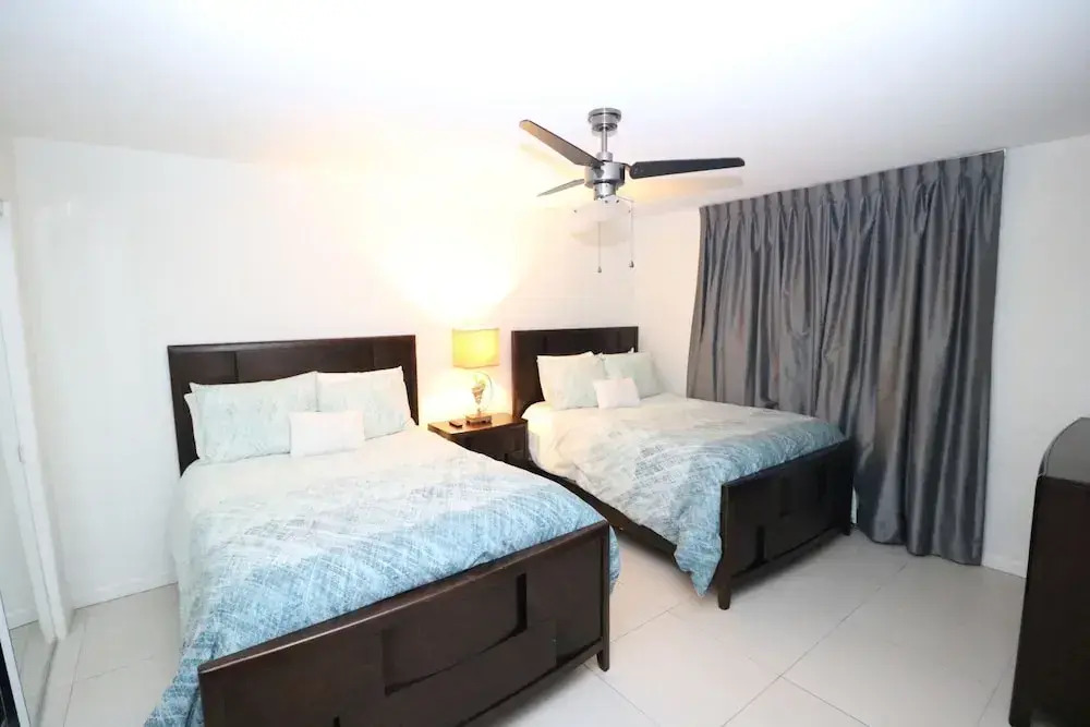 Oceanvista Condominiums by Cheap Getaway