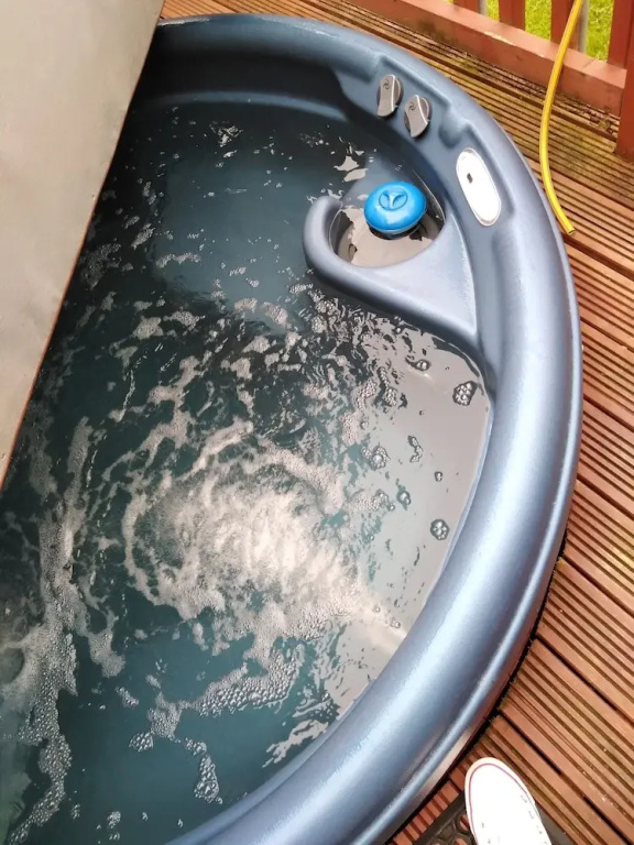 Charming 3-bed Lodge in Malton With hot tub