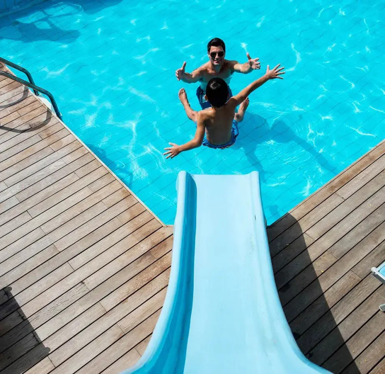 Family Hotel Antibes -50m dal mare