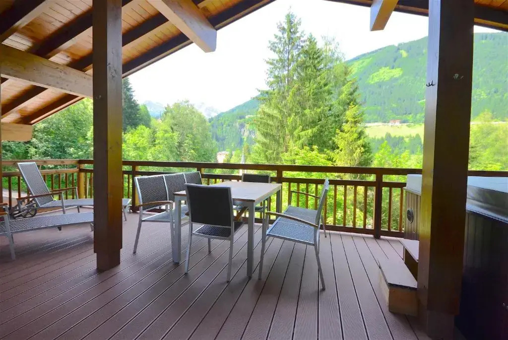 Penthouse Cooper - by Alpen Apartments