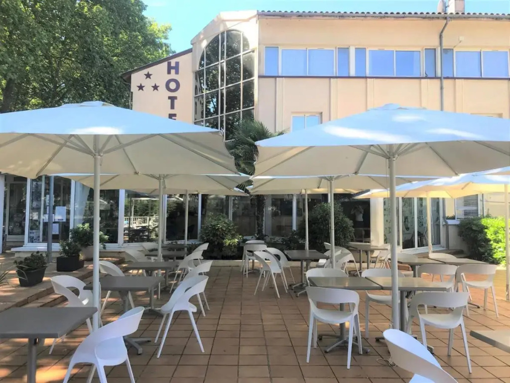 Logis Hôtel & Restaurant Ludik