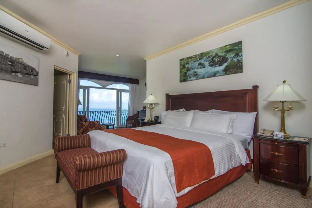 Jewel Paradise Cove Adult Beach Resort & Spa – All Inclusive