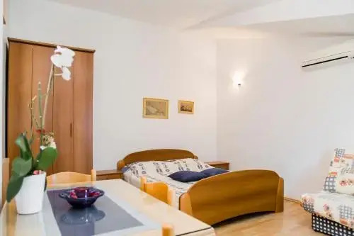 Holiday Home Mirela